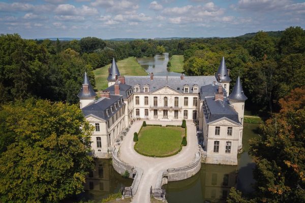 Francis+York+18th+Century+French+Chateau,+40+Minutes+From+Paris++12